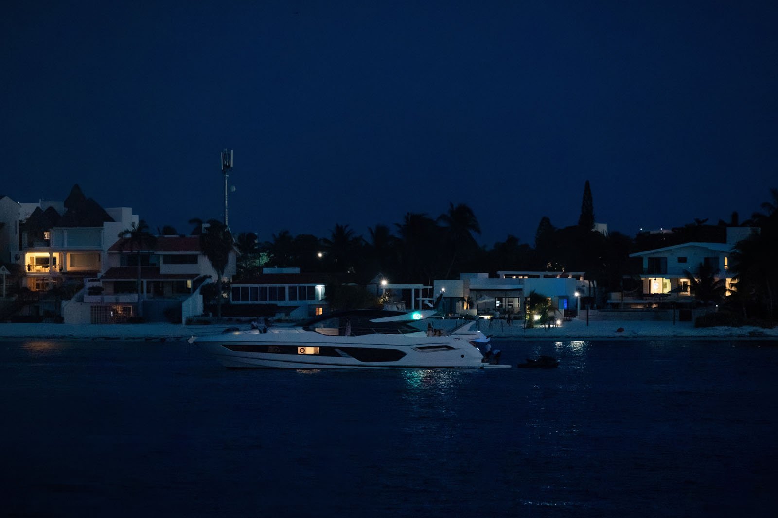 Day II – Catamaran Cruise
